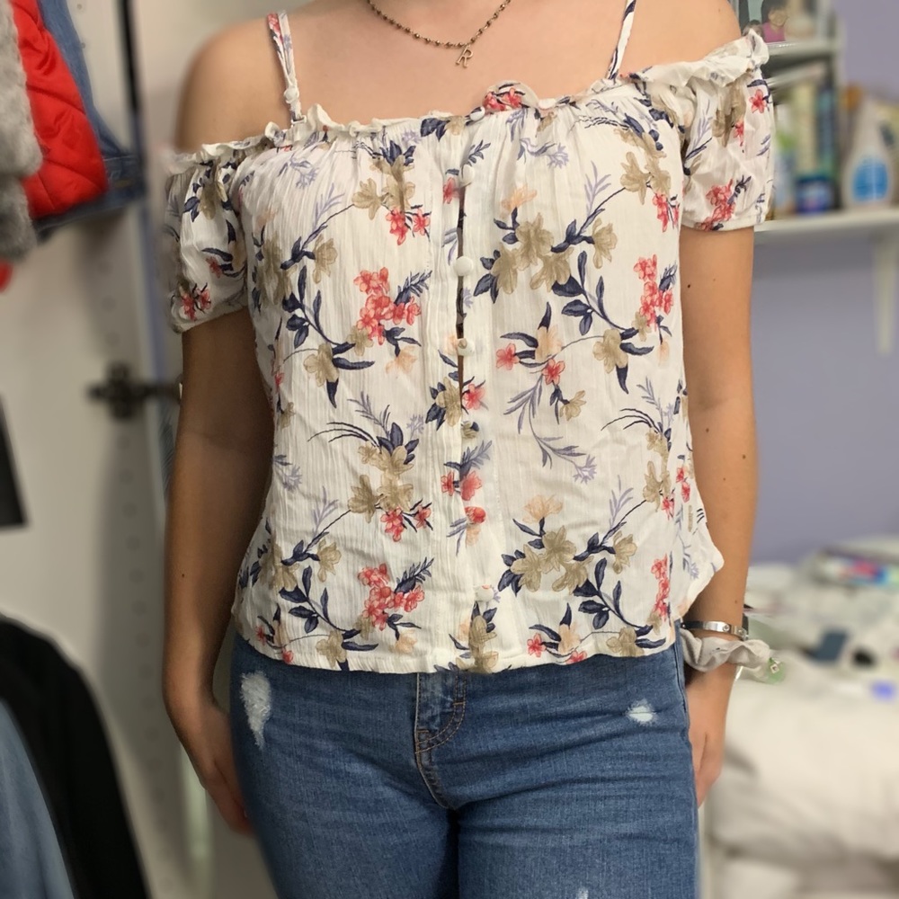 Off the shoulder american eagle